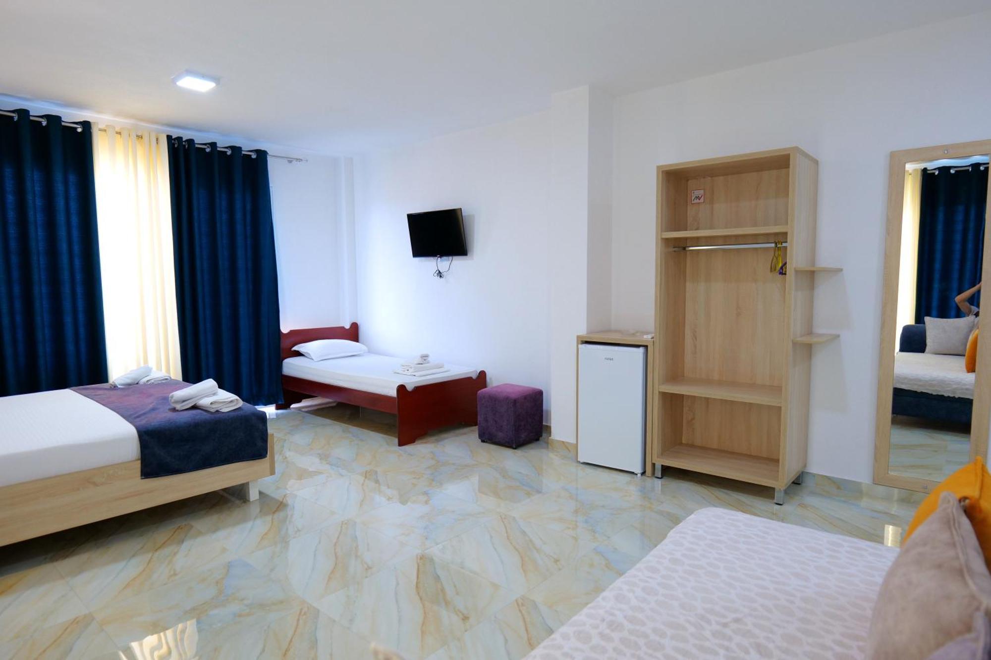 Hotel Vathi Ксамил Экстерьер фото