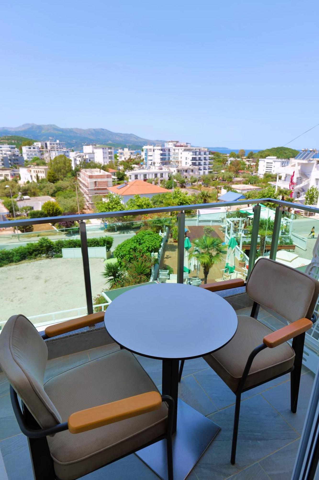 Hotel Vathi Ксамил Экстерьер фото