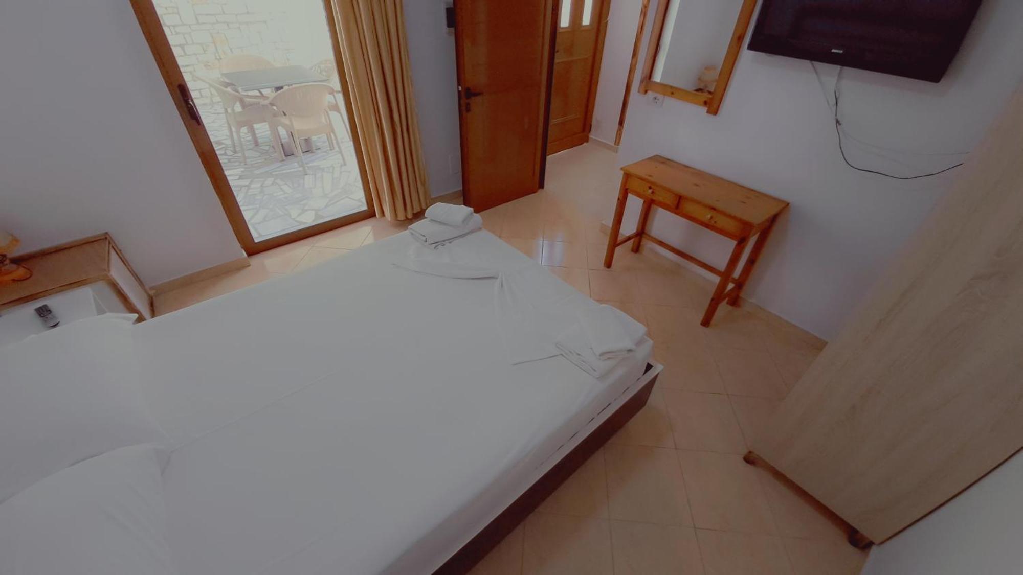 Hotel Vathi Ксамил Экстерьер фото